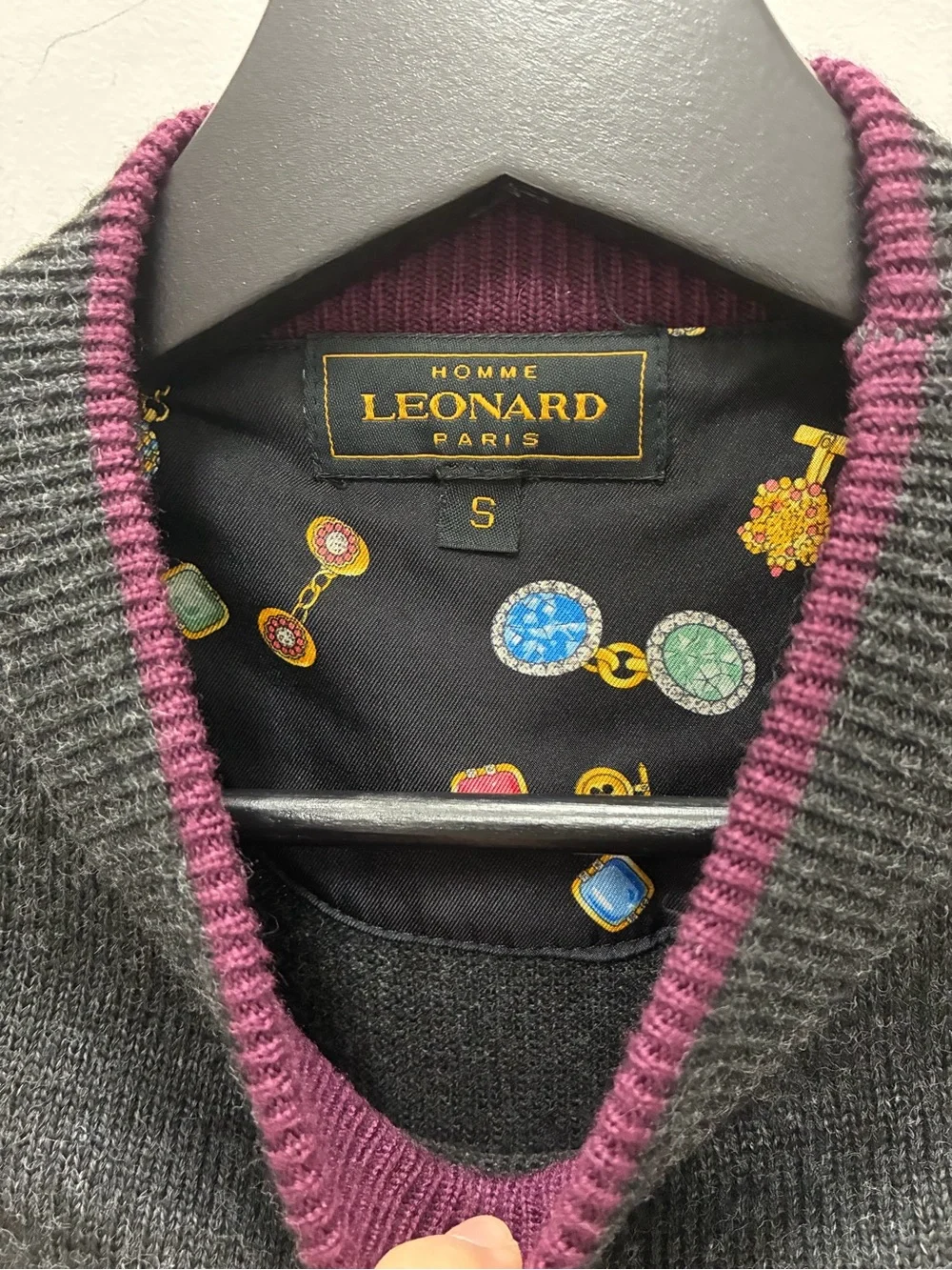Men's Leonard of Paris Charcoal Crewneck Wool Sweater with Burgundy Trim